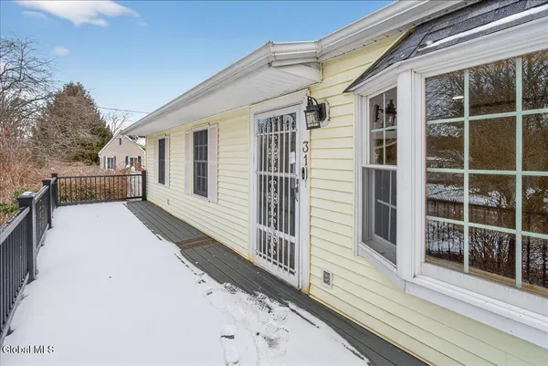 $349,900 | 31 Amelia Drive, Colonie, NY 12309