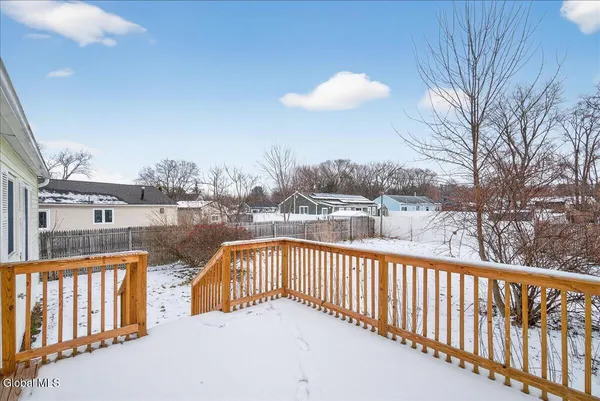 $349,900 | 31 Amelia Drive, Colonie, NY 12309