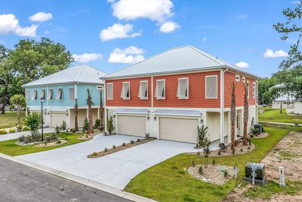 $479,900 | 77 Hallandale Lane, Unit RIGHT, Murrells Inlet, SC 29576