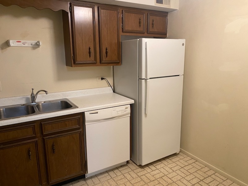 960 South River Road, Unit 508 Des Plaines, IL 60016 - Photo 9 of 12 Gallery Image 9