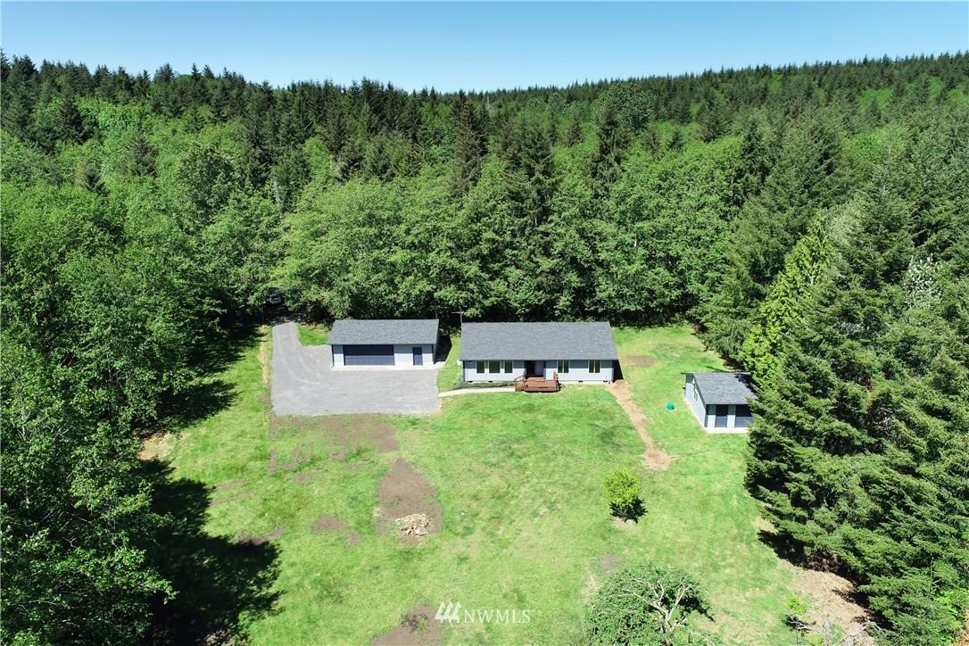 883 Fir Lane Road Castle Rock, WA 98611 - Photo 2 of 27