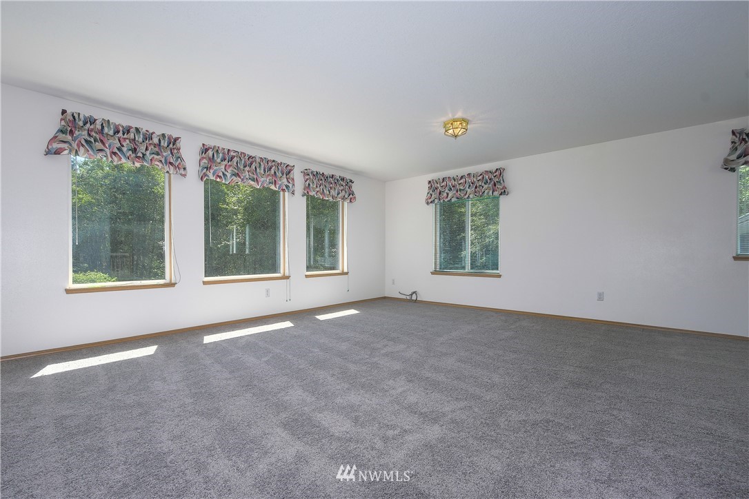 883 Fir Lane Road Castle Rock, WA 98611 - Photo 5 of 27