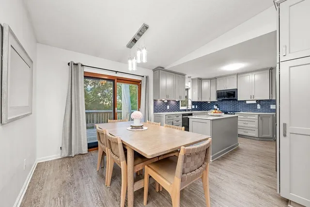 $435,000 | 1569 Lancaster Lane, Eagan, MN 55122