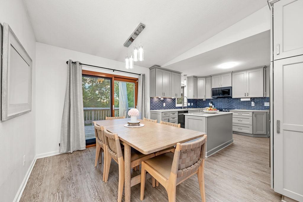 1569 Lancaster Lane Eagan, MN 55122 - Photo 15 of 47