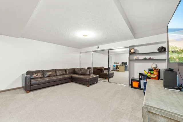 $435,000 | 1569 Lancaster Lane, Eagan, MN 55122