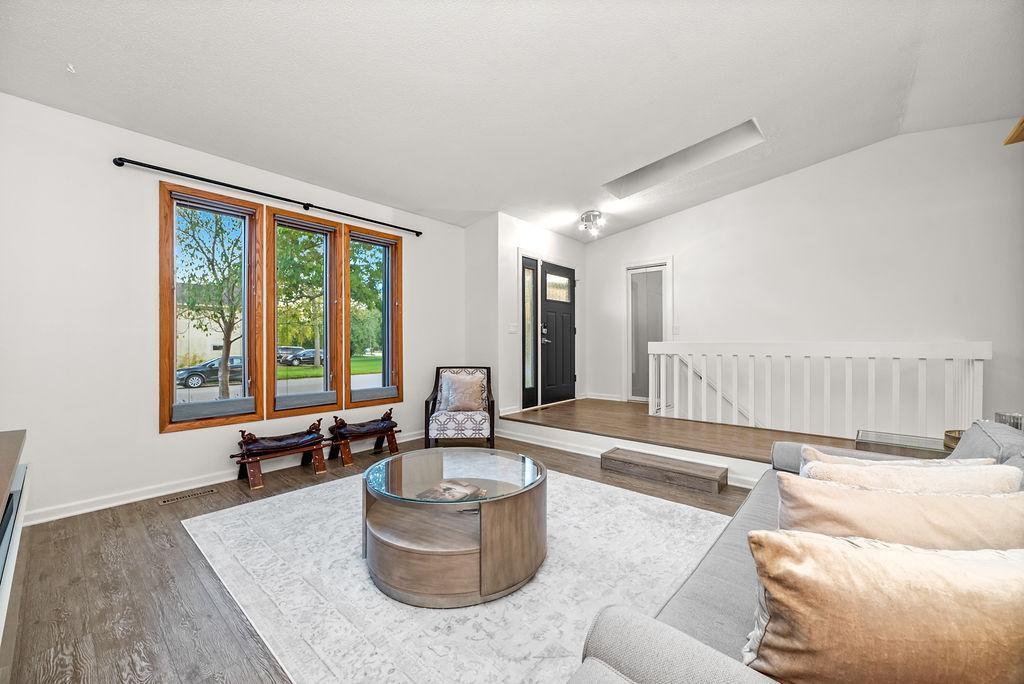 1569 Lancaster Lane Eagan, MN 55122 - Photo 6 of 47