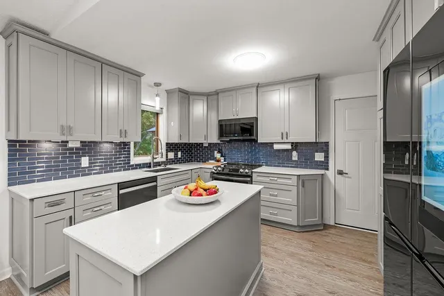 $435,000 | 1569 Lancaster Lane, Eagan, MN 55122