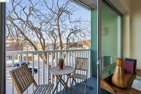 $599,000 | 6465 San Pablo Avenue, Unit 203, Oakland, CA 94608