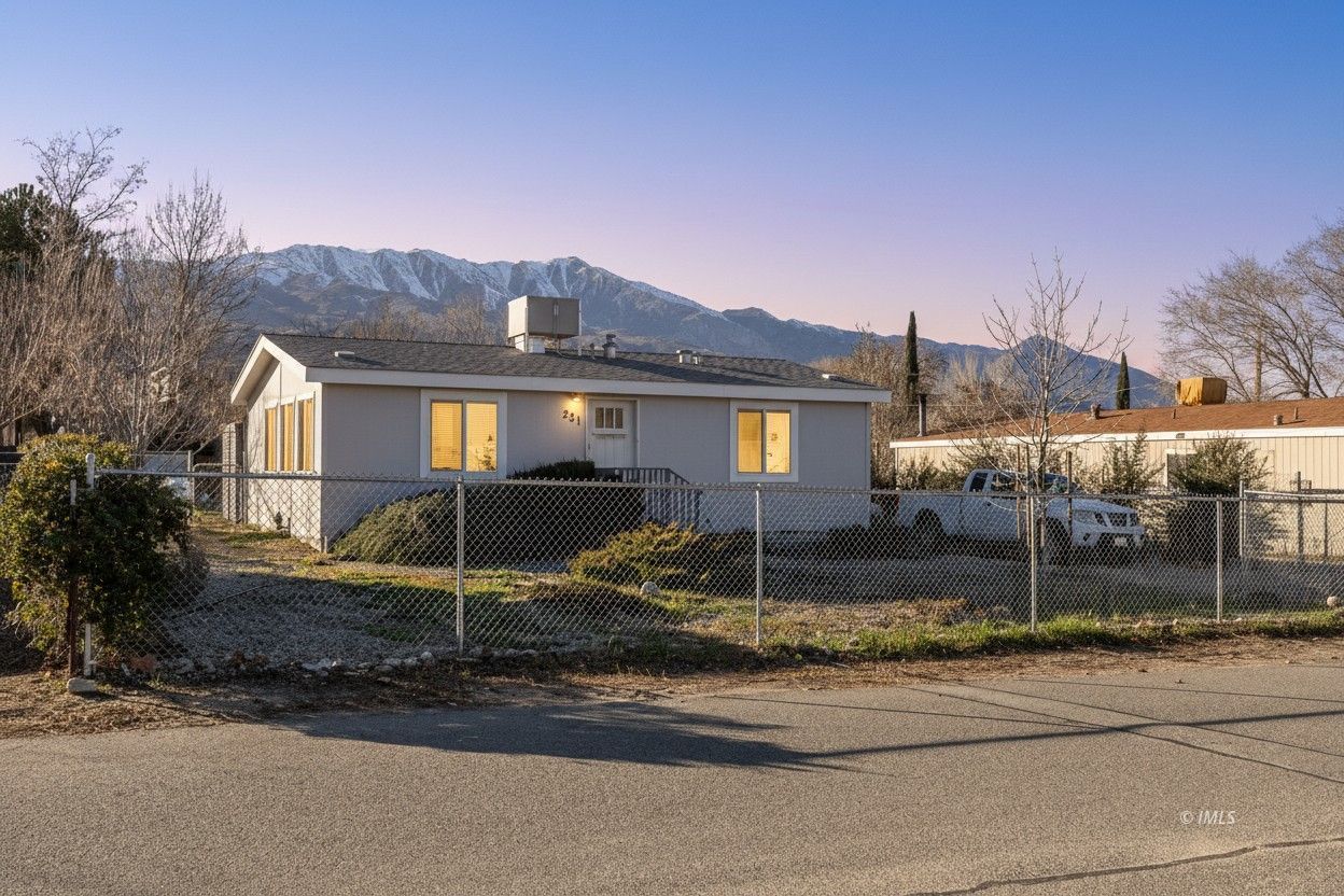 231 West Street Big Pine, CA 93513 - Photo 1 of 23 a view of a house with a yard