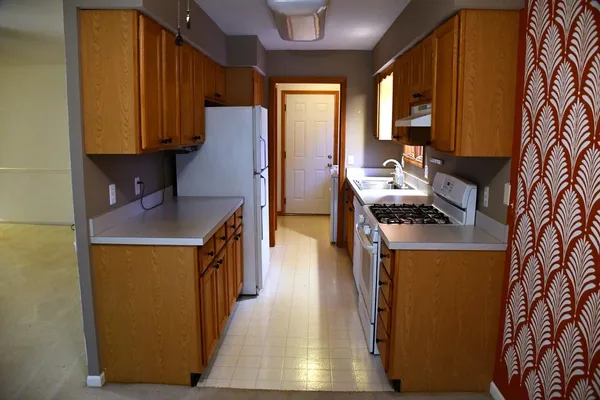 $358,000 | 1040 Heritage Drive, Saline, MI 48176