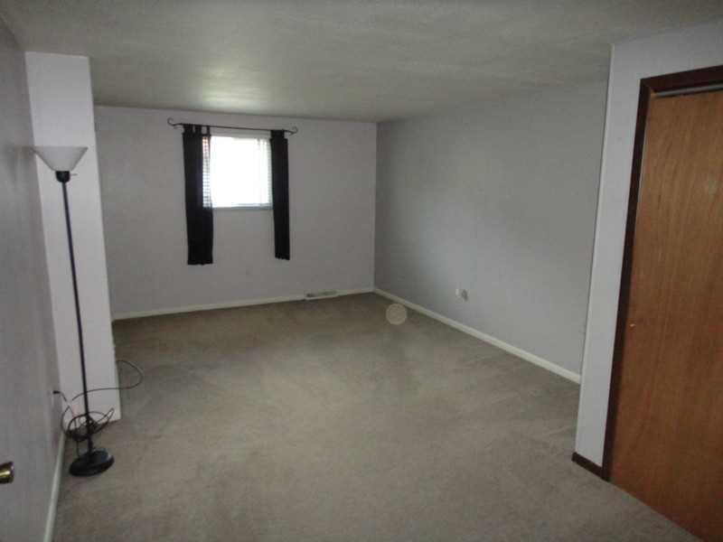 87 Locust Ridge Drive Pittsburgh, PA 15209 - Photo 14 of 25 Master Bedroom.