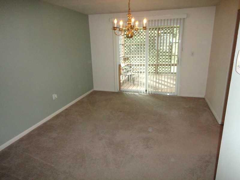 87 Locust Ridge Drive Pittsburgh, PA 15209 - Photo 8 of 25 Dining Room.