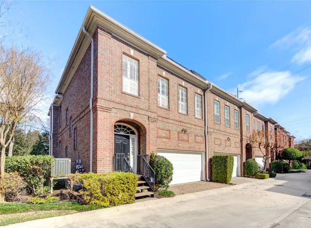 $4,000 | 6811 Staffordshire, Houston, TX 77030