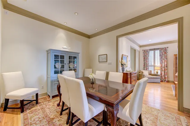 $4,000 | 6811 Staffordshire, Houston, TX 77030