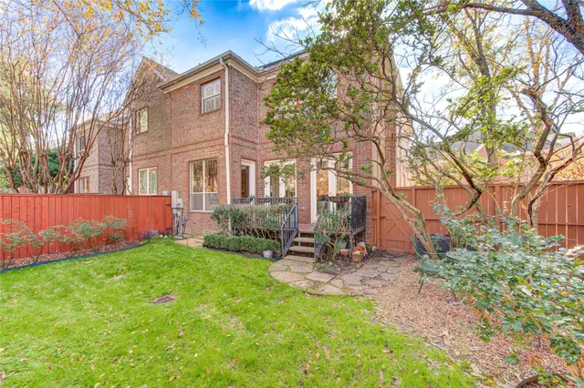 $4,000 | 6811 Staffordshire, Houston, TX 77030