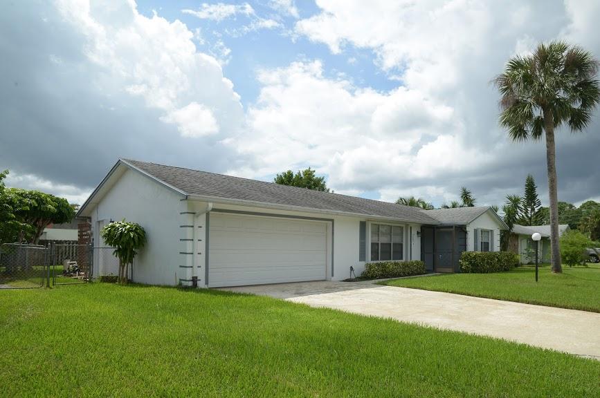 2559 Inisbrook Road Riviera Beach, FL 33407 - Photo 35 of 39 DSC_3477