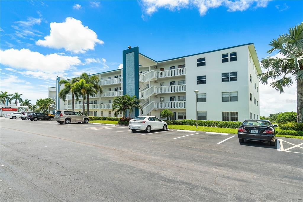 1058 Exeter Boca Raton, FL 33434 - Photo 1 of 1 Building