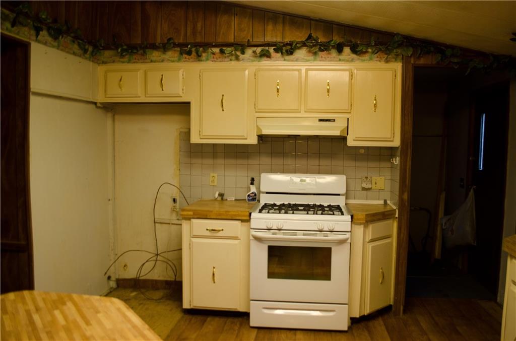 3040 Hancock Ridge Road Martinsville, IN 46151 - Photo 12 of 24