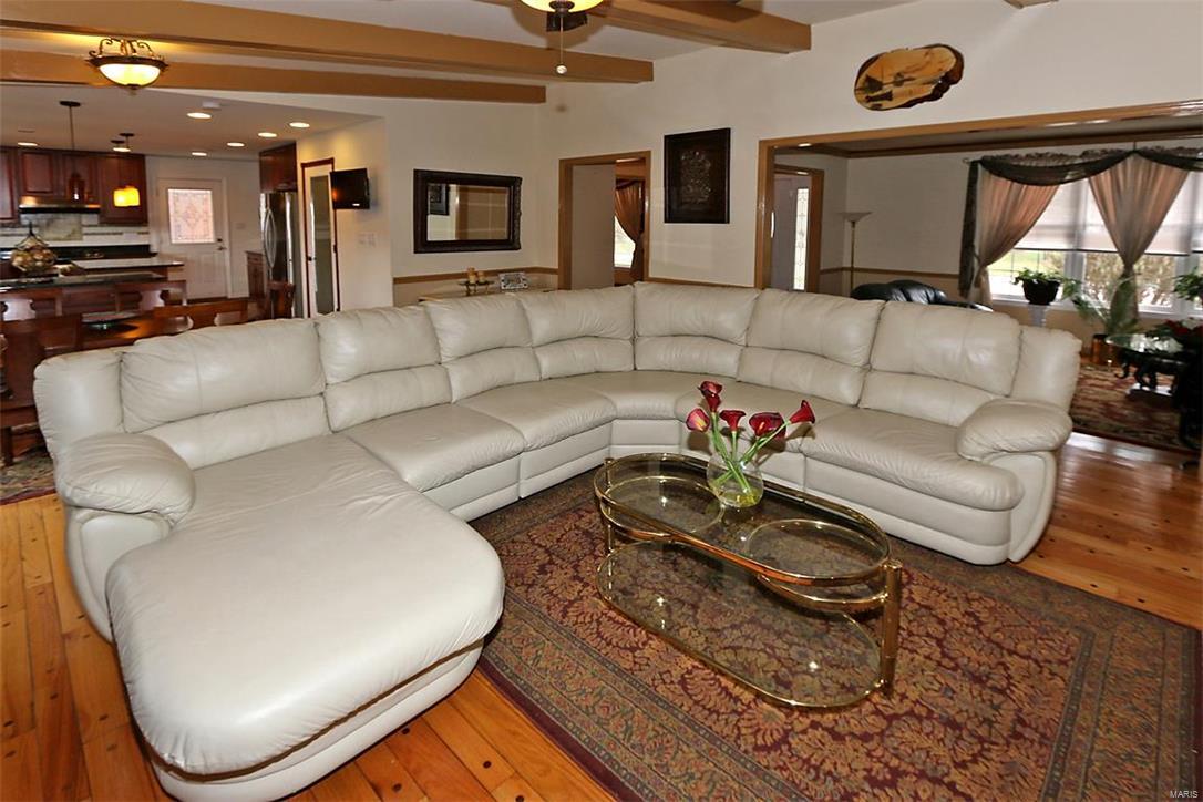 34 Williamsburg Road St. Louis, MO 63141 - Photo 14 of 41 Gallery Image 14