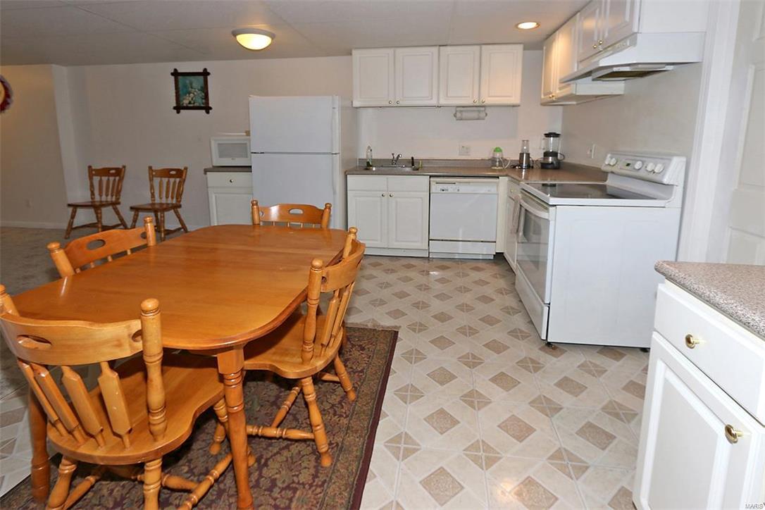 34 Williamsburg Road St. Louis, MO 63141 - Photo 28 of 41 Gallery Image 28