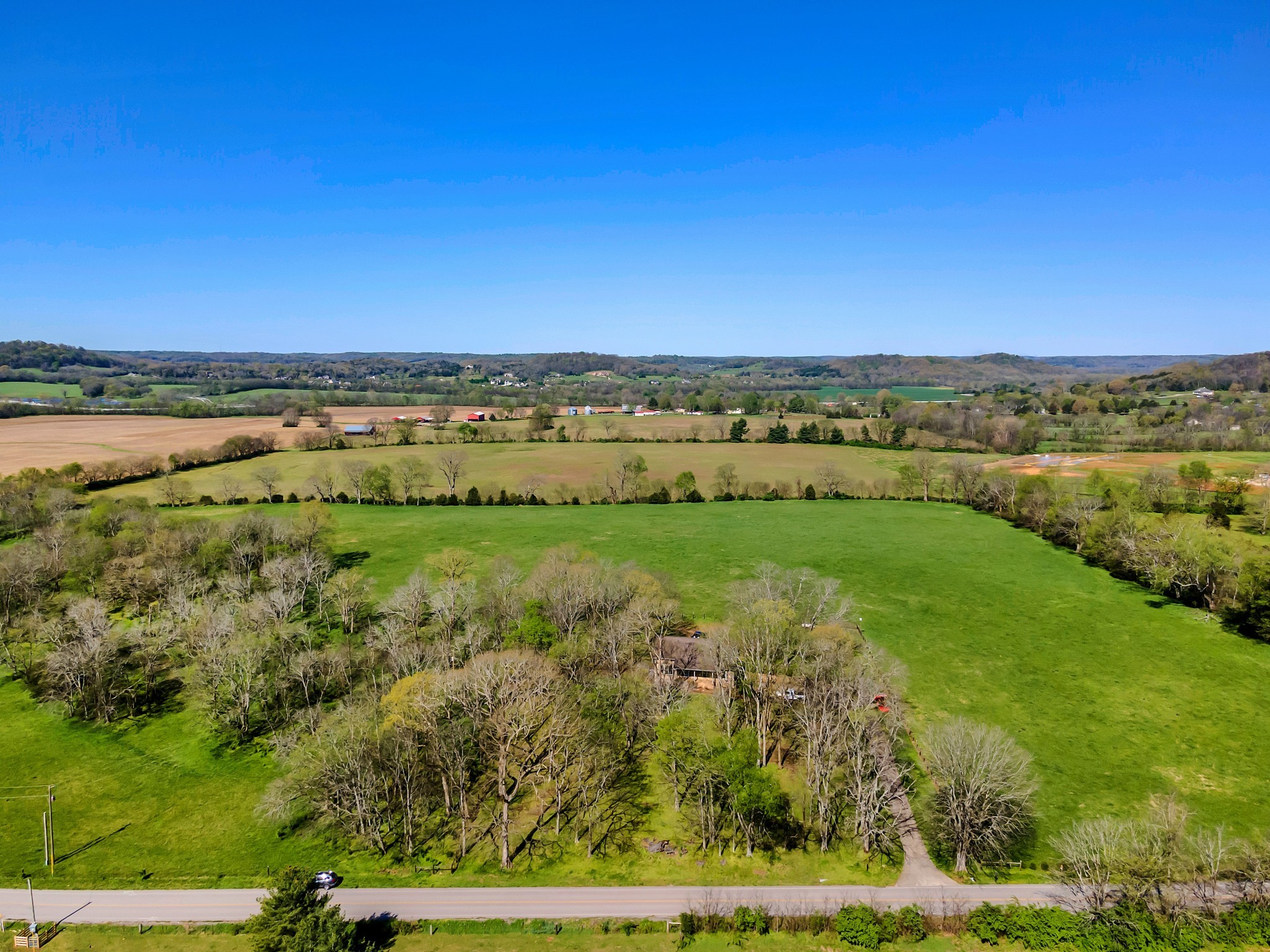1365 Kittrell Road Franklin, TN 37064 - Photo 3 of 16 a view of yard with ocean view