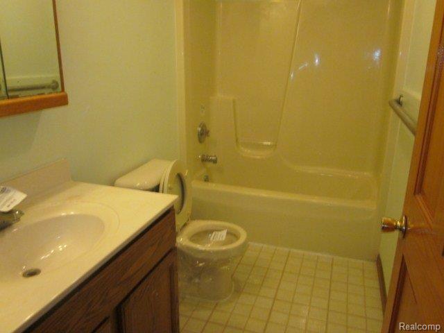 7678 Ravenswood Road Goodells, MI 48027 - Photo 18 of 20 IMG_4296
