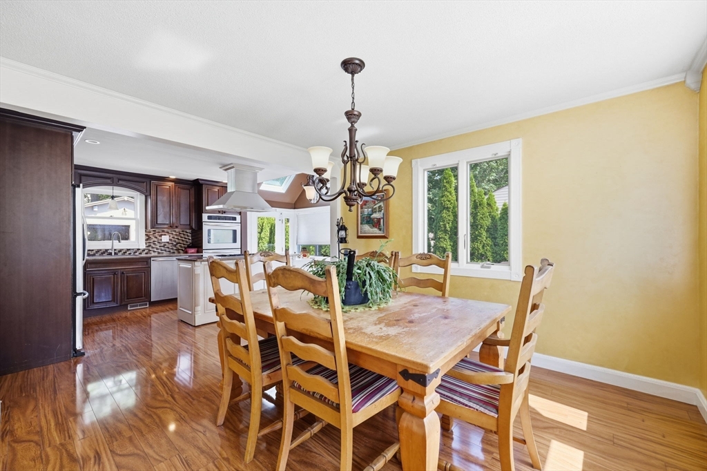 71 Ogden Street Springfield, MA 01151 - Photo 12 of 34 Gallery Image 12