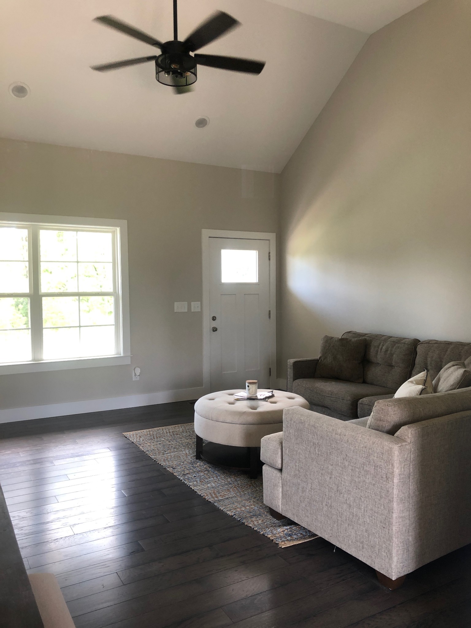 875 Hooper Road Charlotte, TN 37036 - Photo 3 of 17 Gallery Image 3