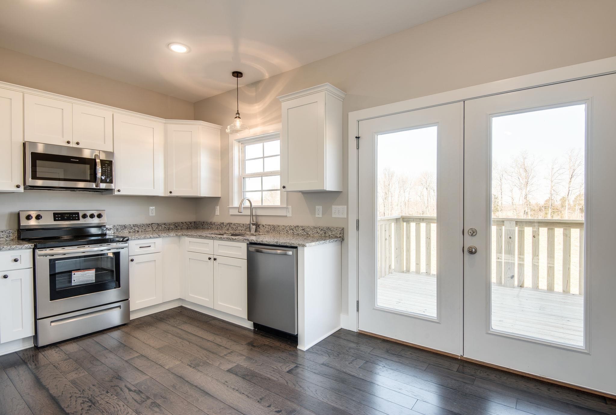 875 Hooper Road Charlotte, TN 37036 - Photo 7 of 17 Gallery Image 7