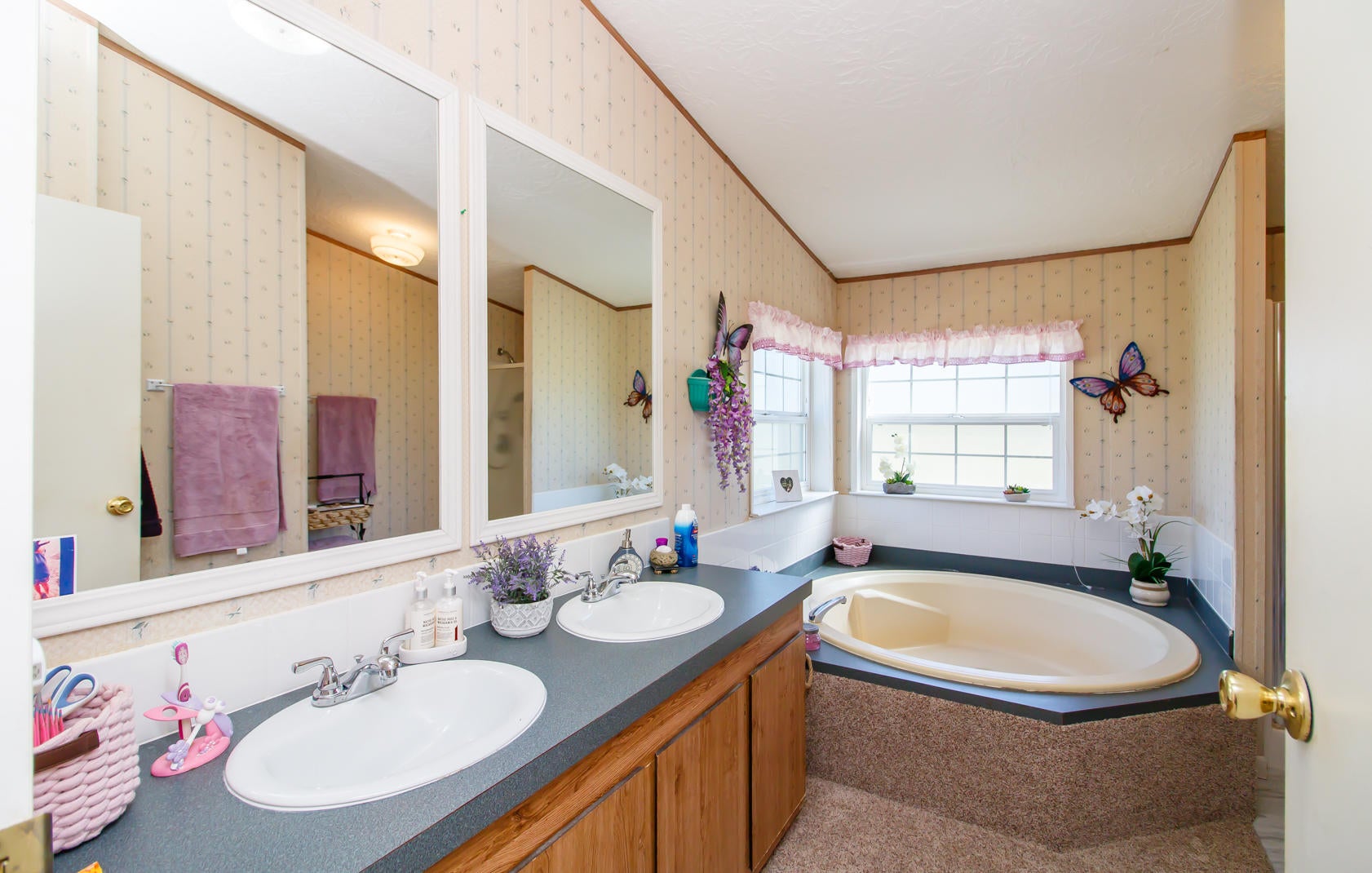 11590 Michael Road White City, OR 97503 - Photo 20 of 41 19