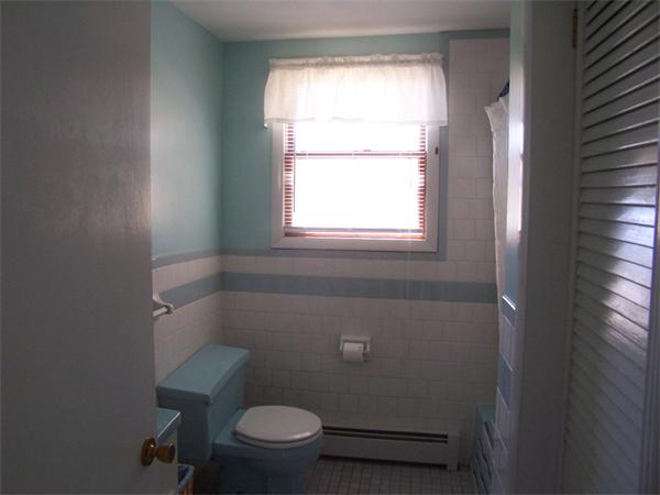 67 Shore Road North Brookfield, MA 01535 - Photo 6 of 18 Gallery Image 6