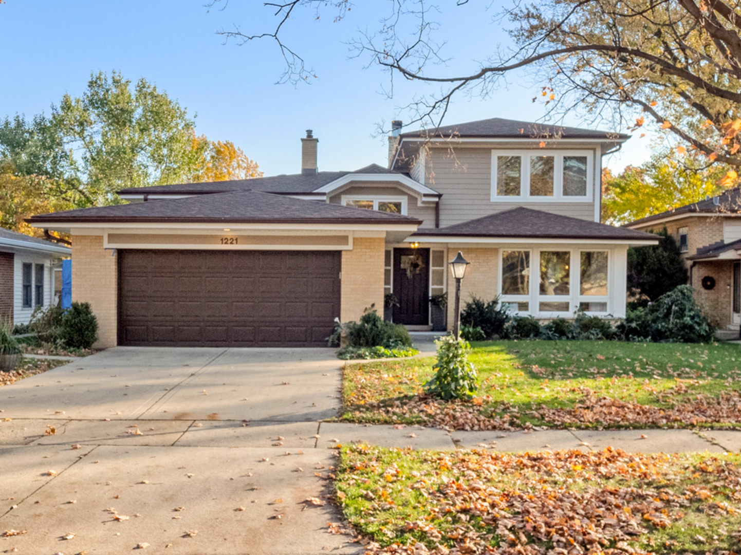 1221 Castle Drive Park Ridge, IL 60068 - Photo 1 of 41 Gallery Image 1