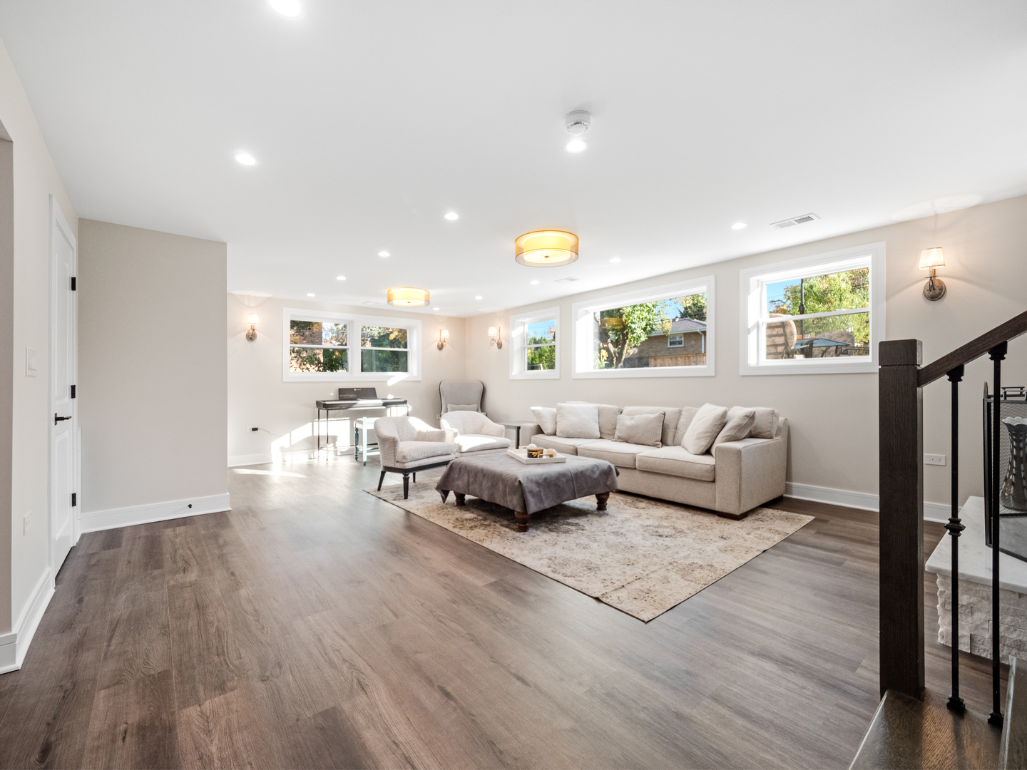 1221 Castle Drive Park Ridge, IL 60068 - Photo 29 of 41 Gallery Image 29