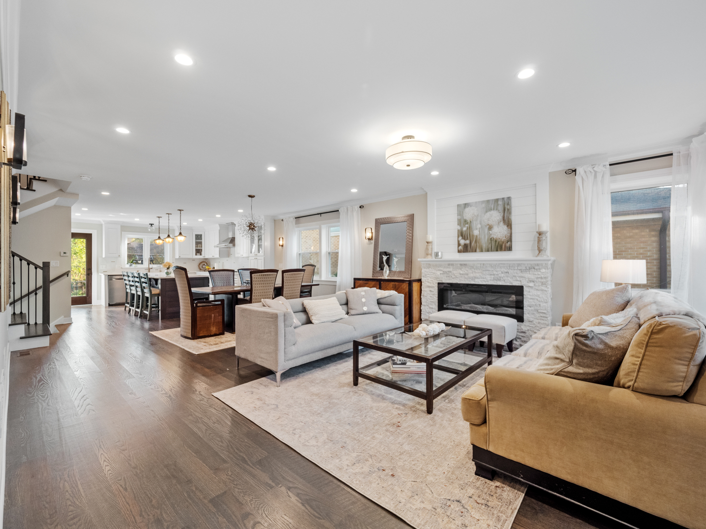 1221 Castle Drive Park Ridge, IL 60068 - Photo 5 of 41 Gallery Image 5