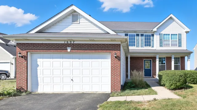 $459,000 | 1607 Seward Road, Joliet, IL 60431