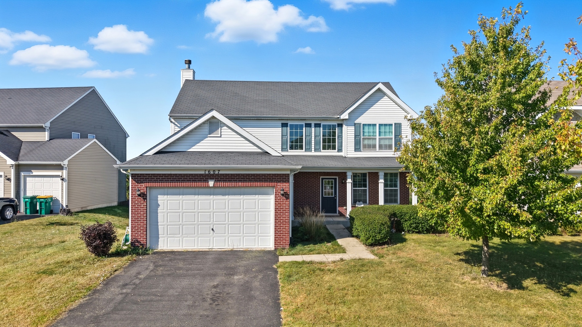 1607 Seward Road Joliet, IL 60431 - Photo 2 of 30