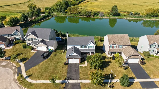 $464,000 | 1607 Seward Road, Joliet, IL 60431