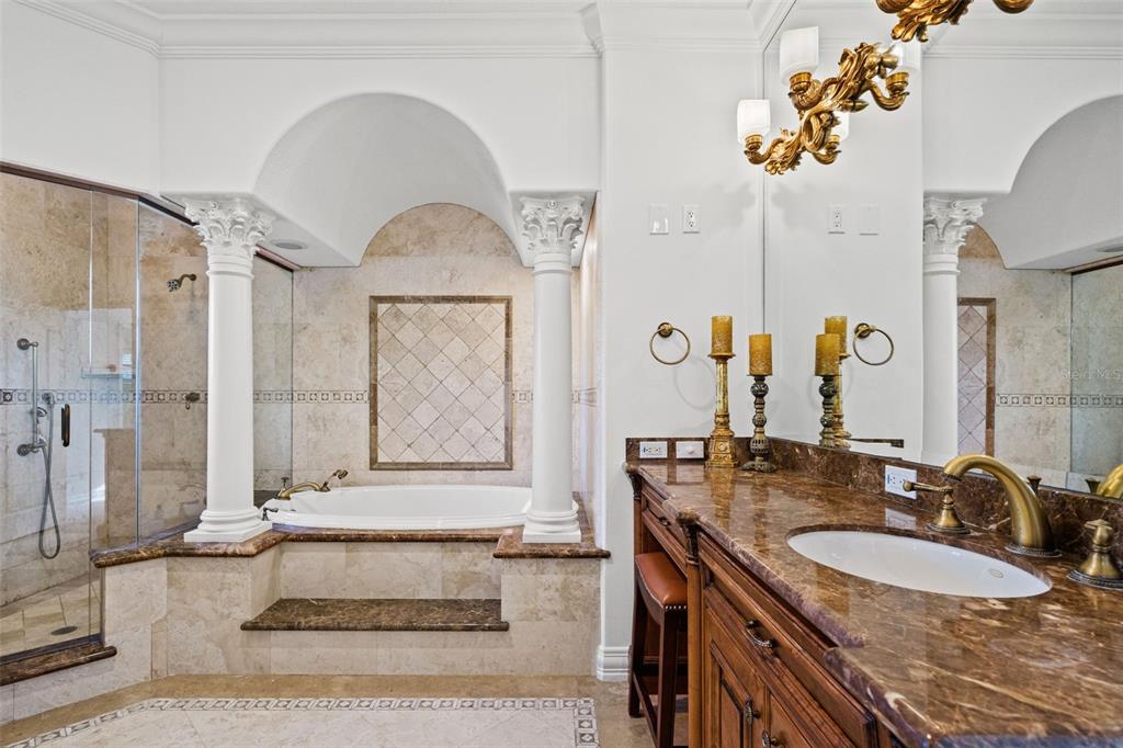 2521 Lake Ellen Drive Tampa, FL 33618 - Photo 23 of 54