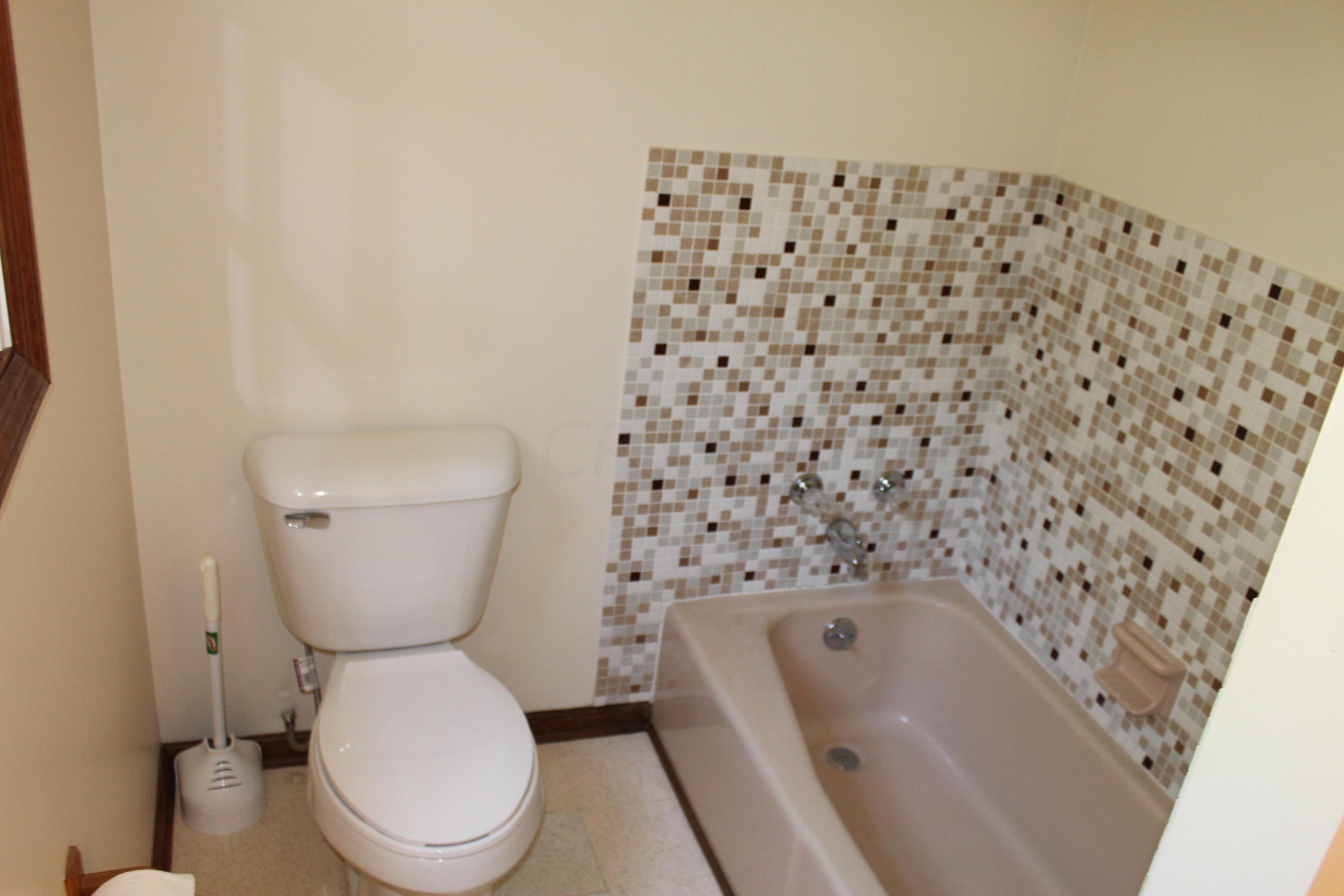 26023 Jackson Road Circleville, OH 43113 - Photo 32 of 49 Gallery Image 32