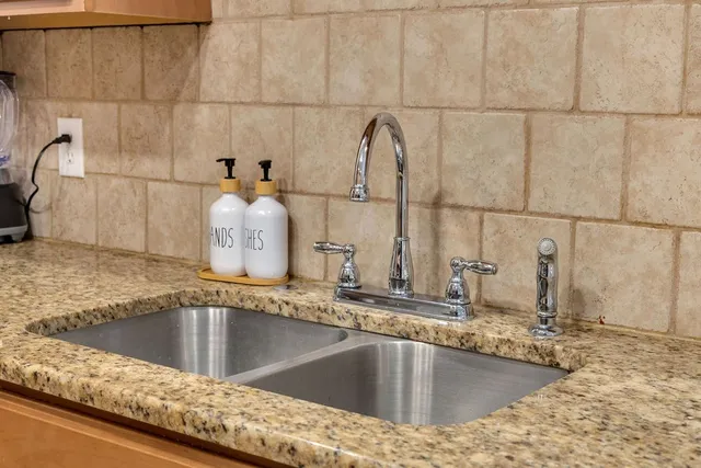 a close view of sink and tap