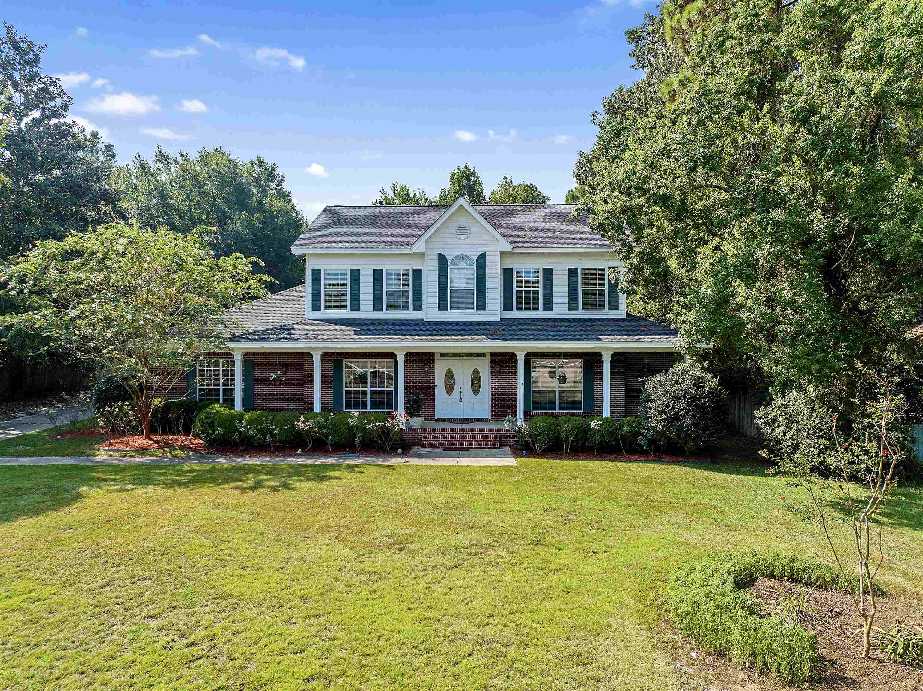 631 Southern Way Daphne, AL 36527 - Photo 2 of 50 Front Exterior View