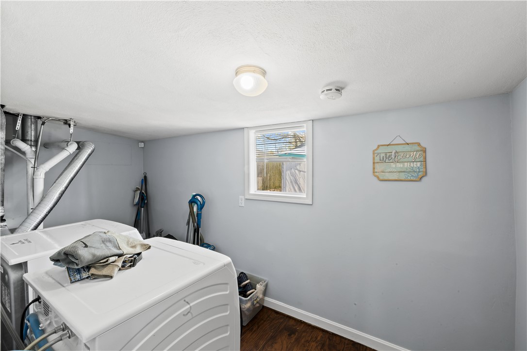 23 Logan Street Warwick, RI 02889 - Photo 24 of 34