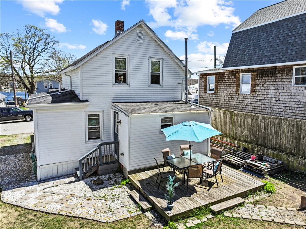 23 Logan Street Warwick, RI 02889 - Photo 27 of 34