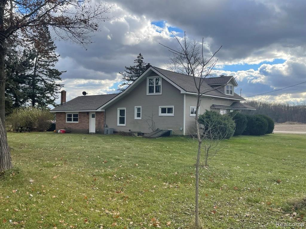 5010 West Allen Road Fowlerville, MI 48836 - Photo 31 of 33