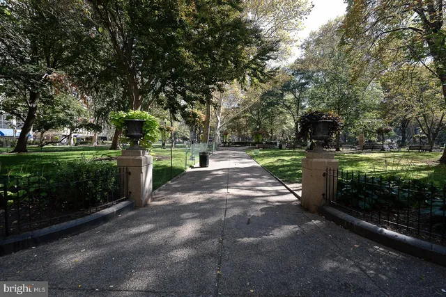 $4,950 | 202-10 West Rittenhouse Square, Unit 1205, Philadelphia, PA 19103