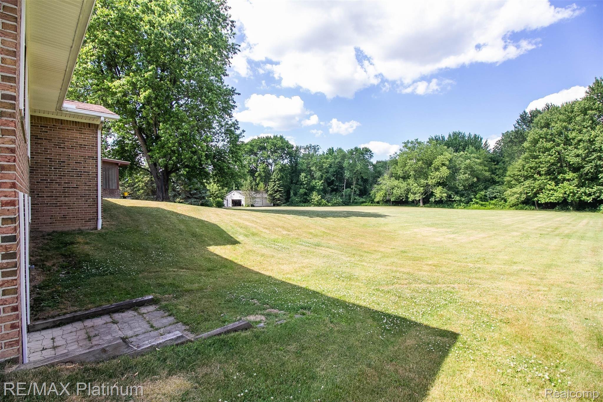 7209 East Holly Road Holly, MI 48442 - Photo 39 of 48 40.jpg