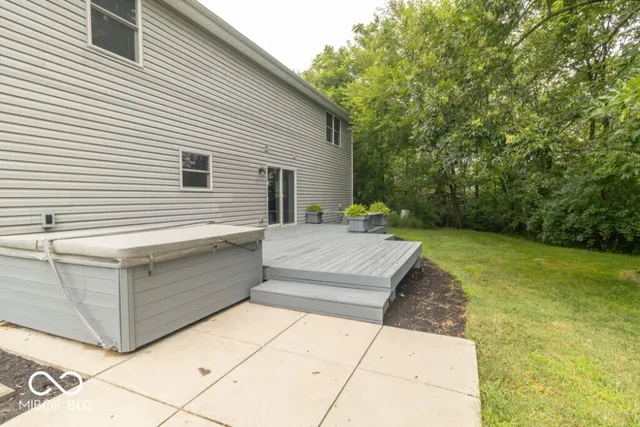 $364,900 | 1410 Woodbrooke Drive, New Castle, IN 47362