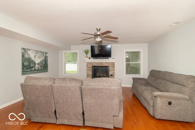 $364,900 | 1410 Woodbrooke Drive, New Castle, IN 47362