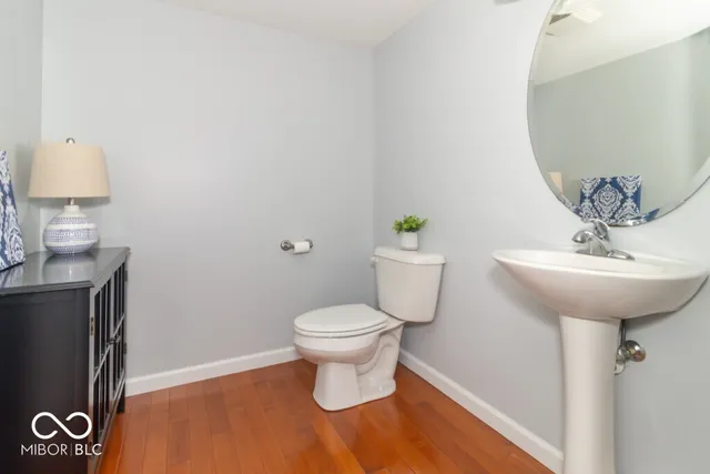 $364,900 | 1410 Woodbrooke Drive, New Castle, IN 47362