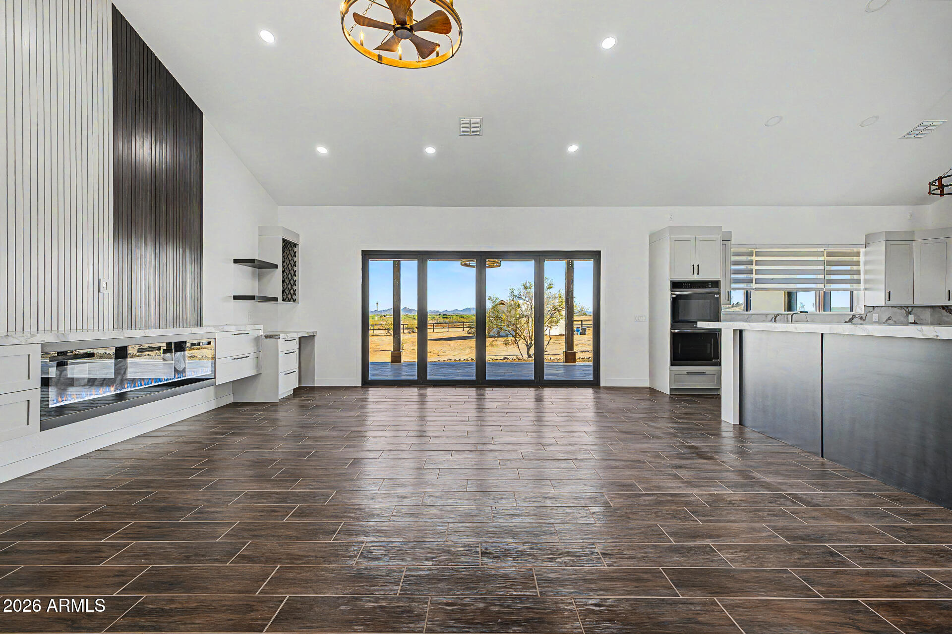 15606 South Tuthill Road Buckeye, AZ 85326 - Photo 16 of 108 16-Tuthill